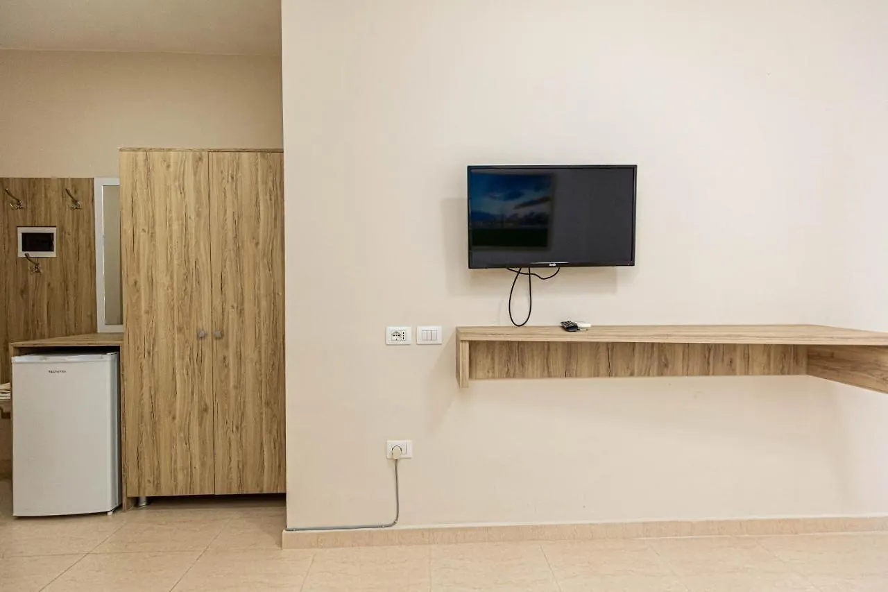 ***  Jordan'S Hotel Влёра Албания