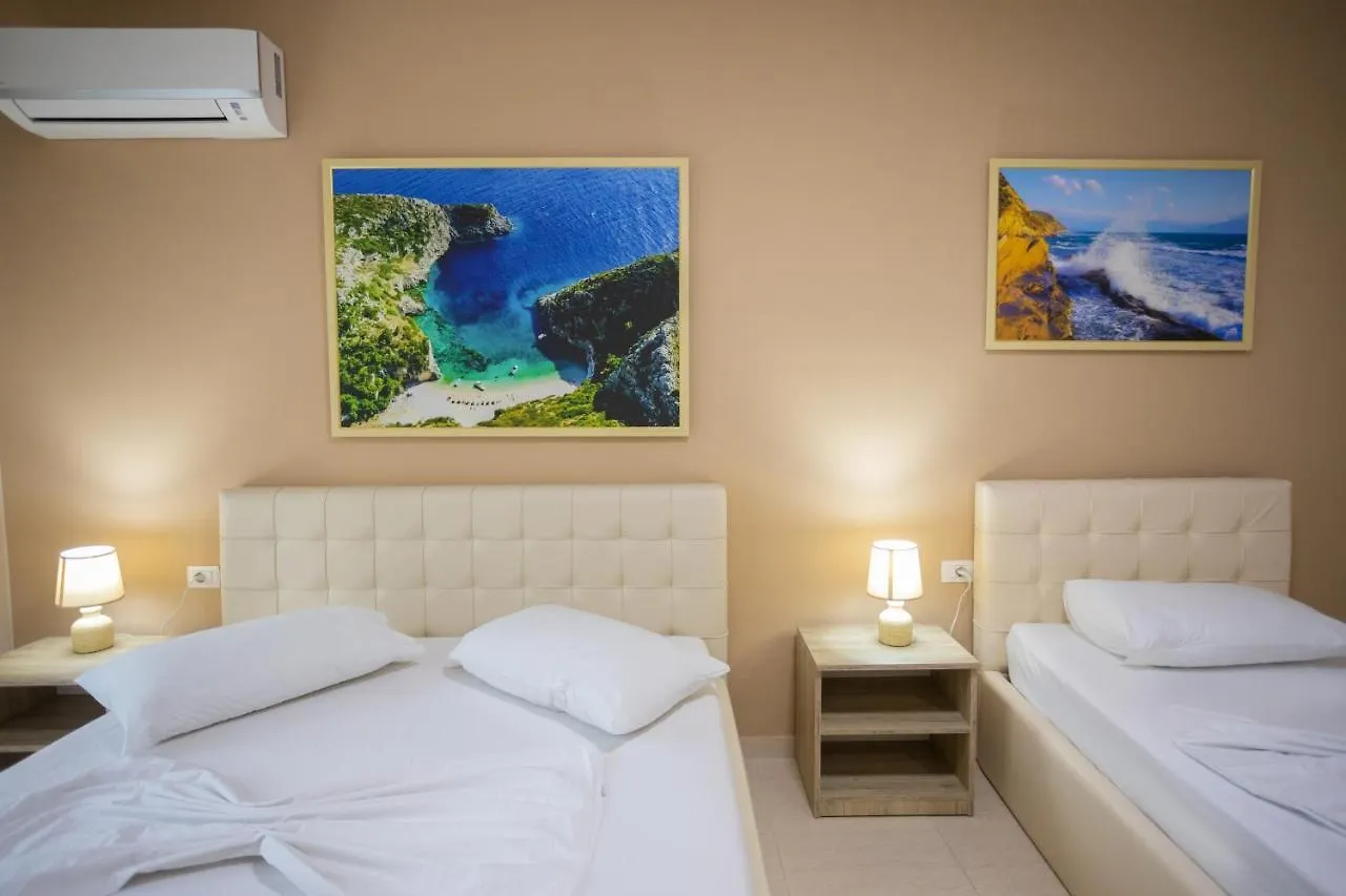 Jordan'S Hotel Влёра